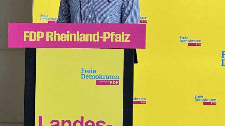 Julian Paul 